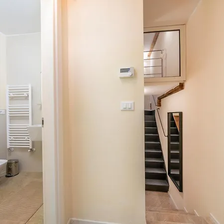 Apartment Urban Oasis *