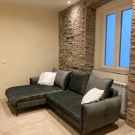 Апартаменти Urban Oasis, Home-triest Com Трієст