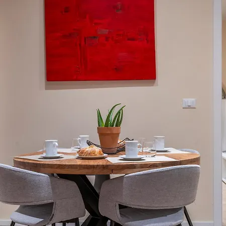 דירה Urban Oasis, Home-triest Com *
