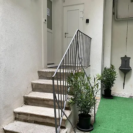 דירה Urban Oasis, Home-triest Com *