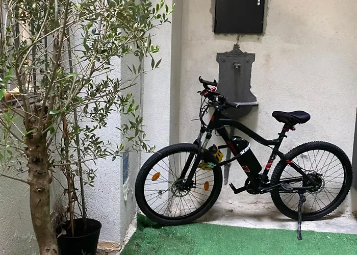 Urban Oasis, Home-triest Com Appartamento Trieste